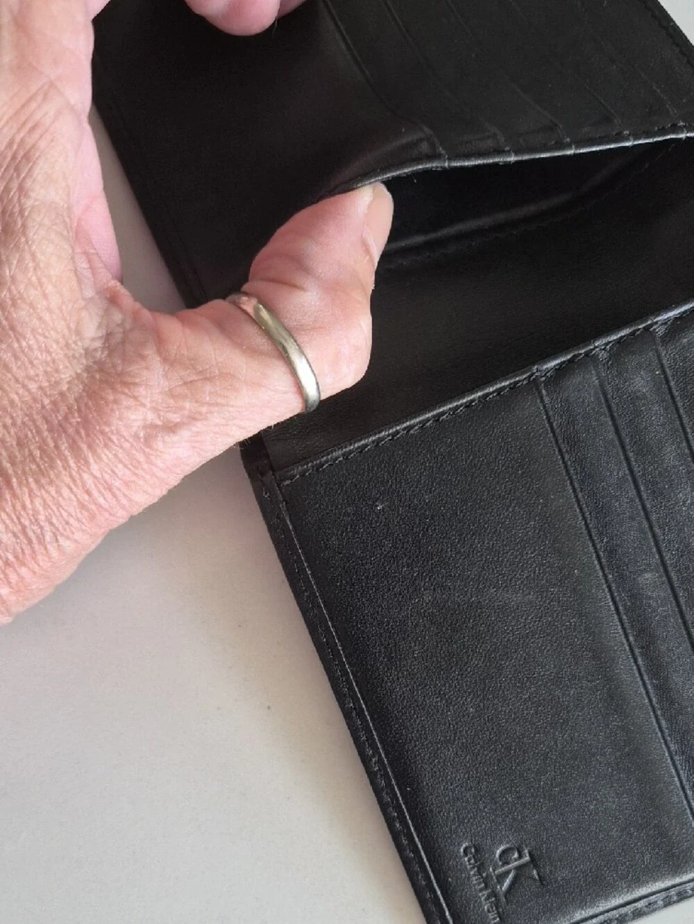 Calvin Klein Men's Black Leather Fold Wallet